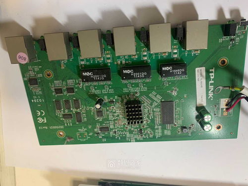 電子元器件與雜物的奇妙世界 從主板到真空表的全面解析