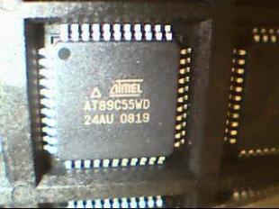 AT89C55WD-24AU 經典8051微控制器，穩定可靠的全新原裝現貨